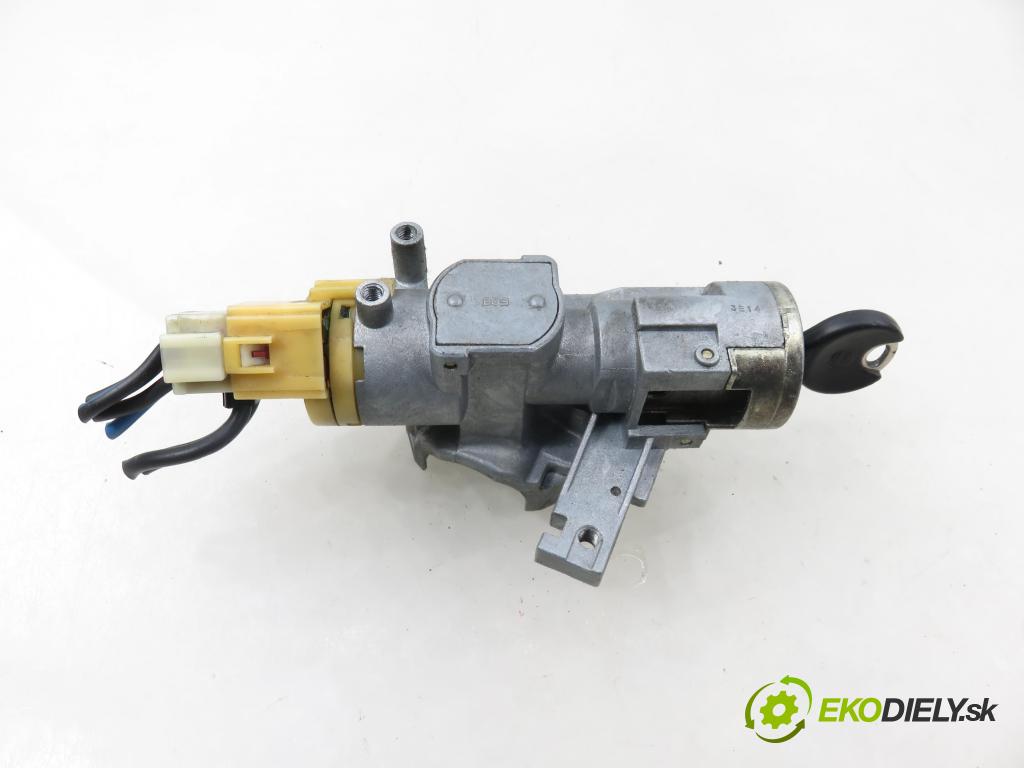 MAZDA 323 C IV (BG) HB 1993 49,00 1.3 - B3E 1324,00 spinačka  (Spínacia skrinka)