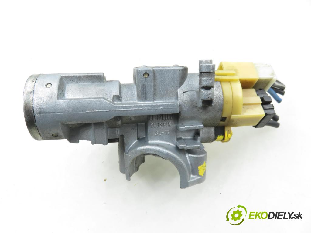 MAZDA 323 C IV (BG) HB 1993 49,00 1.3 - B3E 1324,00 spinačka  (Spínacia skrinka)