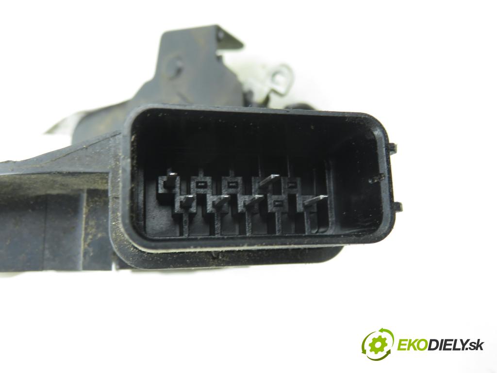 FORD MONDEO IV Turnier (BA7) KOMBI 2007 103,00 2.0 TDCi - QXBA 1997,00 zámok 6M2AR26413BC