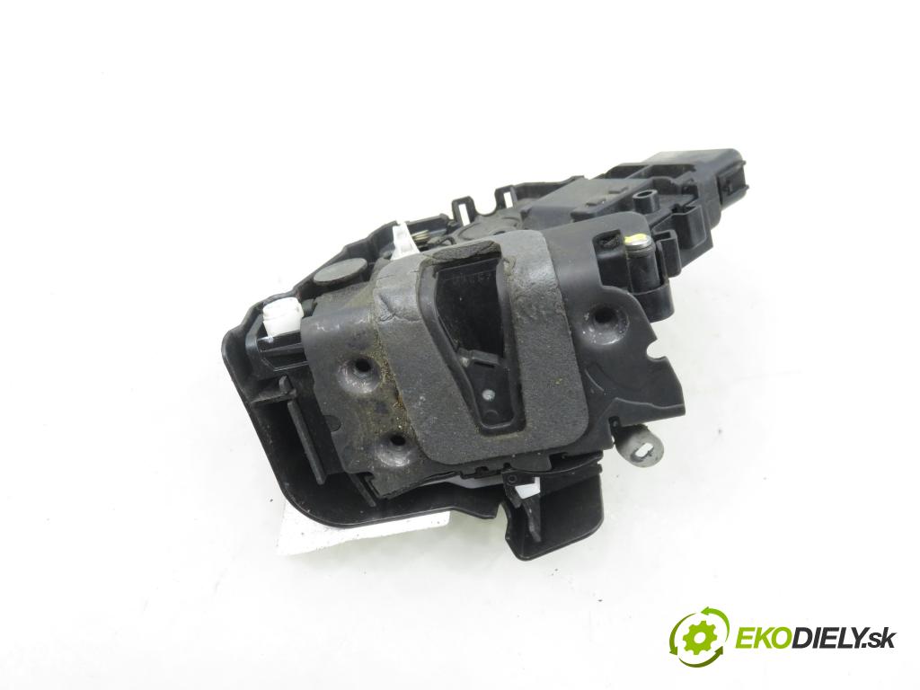 FORD MONDEO IV Turnier (BA7) KOMBI 2007 103,00 2.0 TDCi - QXBA 1997,00 zámok 6M2AR26413BC