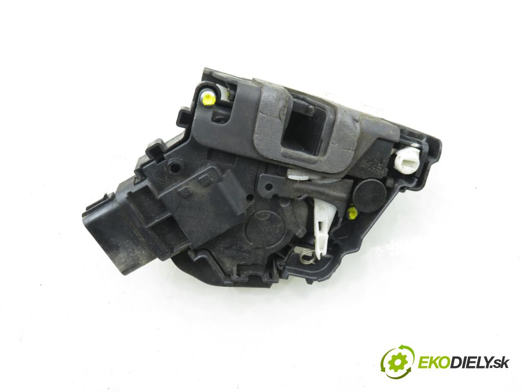 FORD MONDEO IV Turnier (BA7) KOMBI 2007 103,00 2.0 TDCi - QXBA 1997,00 zámok 6M2AR26413BC