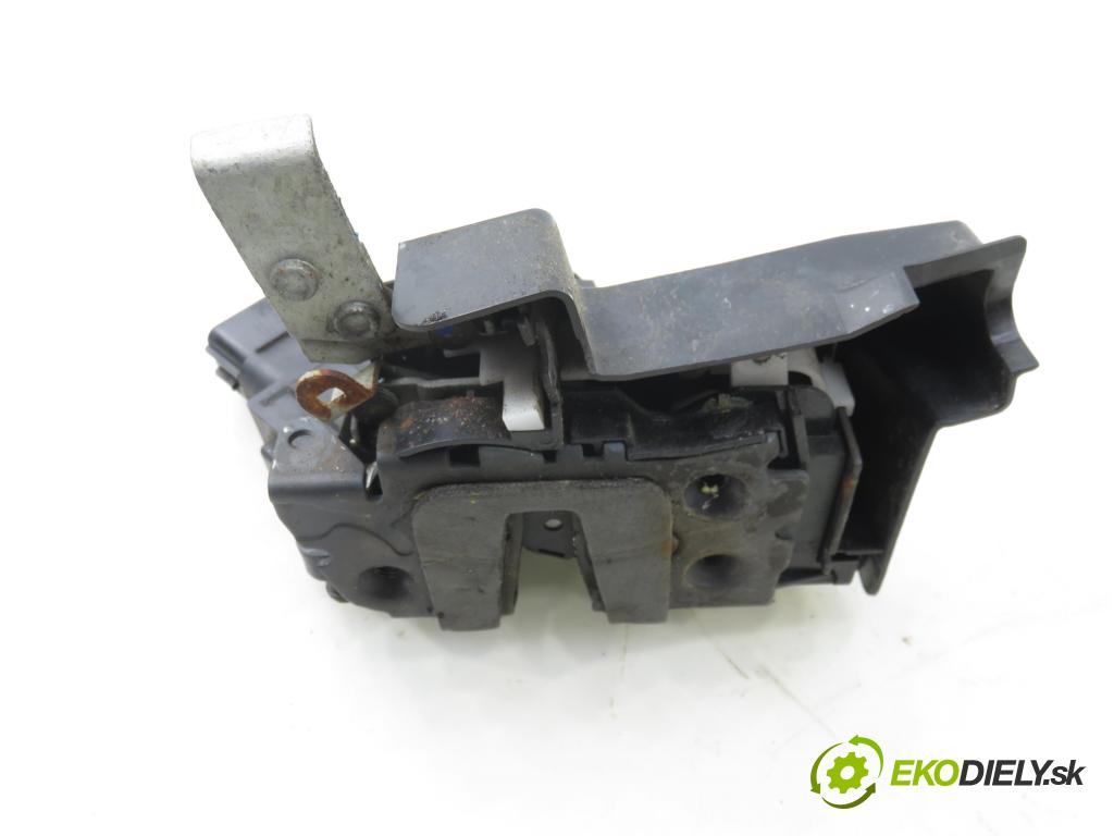 FORD MONDEO IV Turnier (BA7) KOMBI 2007 103,00 2.0 TDCi - QXBA 1997,00 zámok 6M2AR21813EC