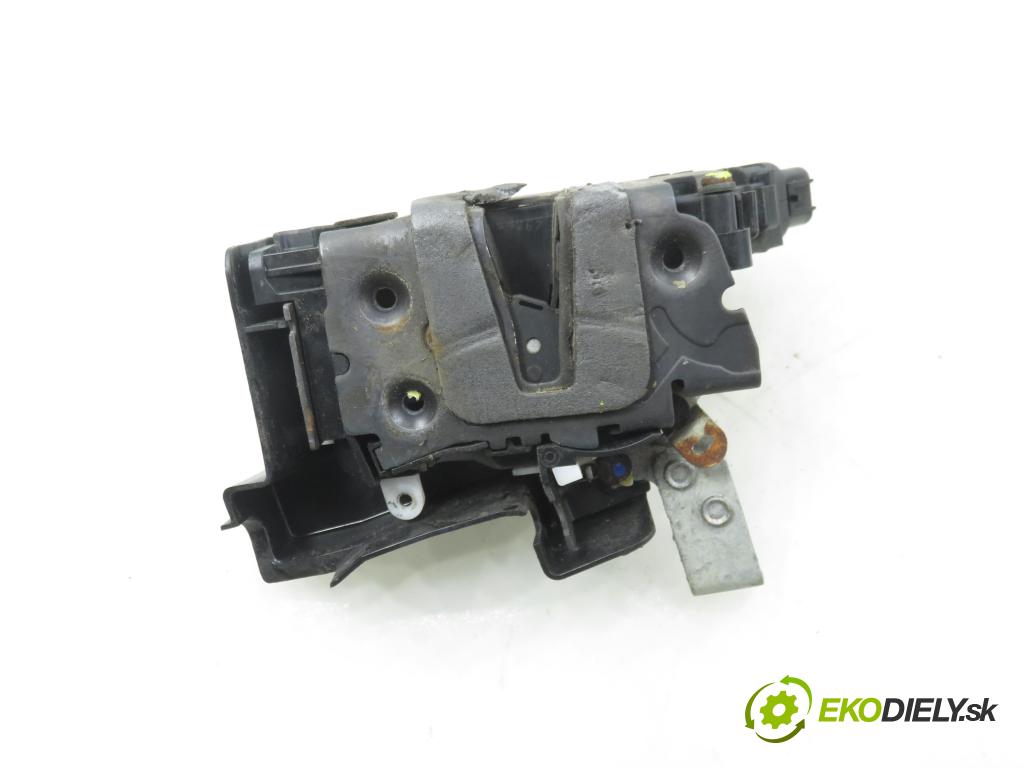 FORD MONDEO IV Turnier (BA7) KOMBI 2007 103,00 2.0 TDCi - QXBA 1997,00 zámok 6M2AR21813EC