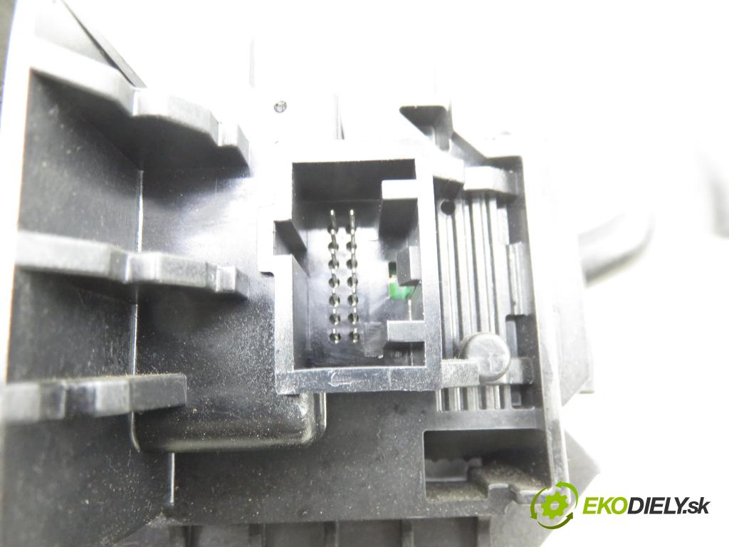 FORD MONDEO IV Turnier (BA7) KOMBI 2007 103,00 2.0 TDCi - QXBA 1997,00 páčka/prepínač 6G9T13N064DG ; 6G9T13335BD ; 6G9T17A553AD