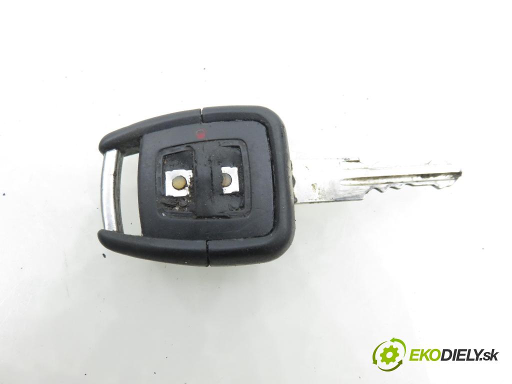 OPEL ZAFIRA A Nadwozie Wielkopojemne (MPV) (T98)  MINIVAN 1999 85,00 1.8 16V 116 - X 18 XE1 1796,00 spinačka 90589313 ; 90589389 ; 24418927 (Spínacia skrinka)