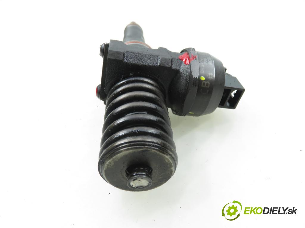 AUDI A4 (8E2, B6) SEDAN 2002 96,00 1.9 TDI PD 130 - AWX 1896,00 vstříkovač 038130073AR ; 0414720214 (Vstřikovač paliva)