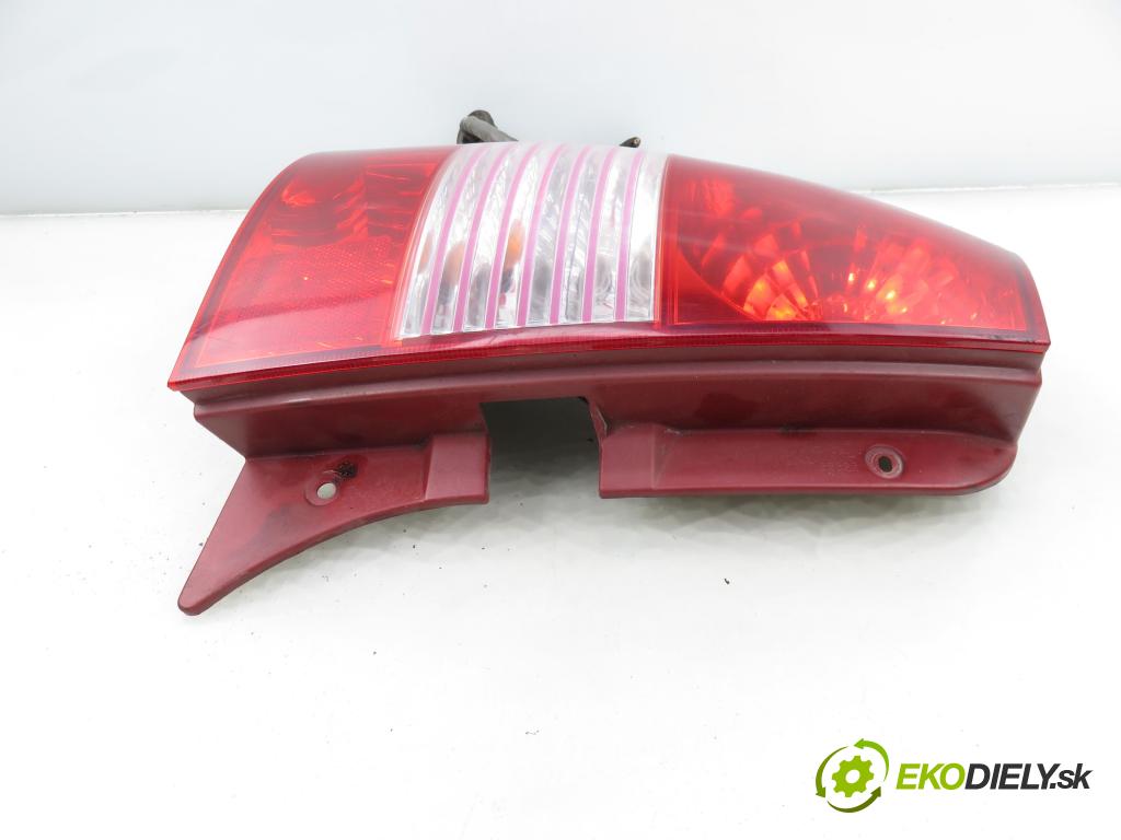 KIA PICANTO (BA) HB 2004 48,00 1.1 - G4HG 1086,00 Svetlo ľavé zadné