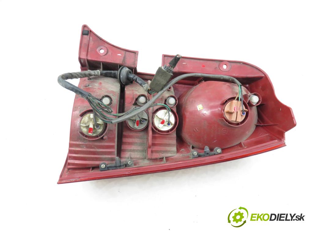 KIA PICANTO (BA) HB 2004 48,00 1.1 - G4HG 1086,00 Svetlo ľavé zadné