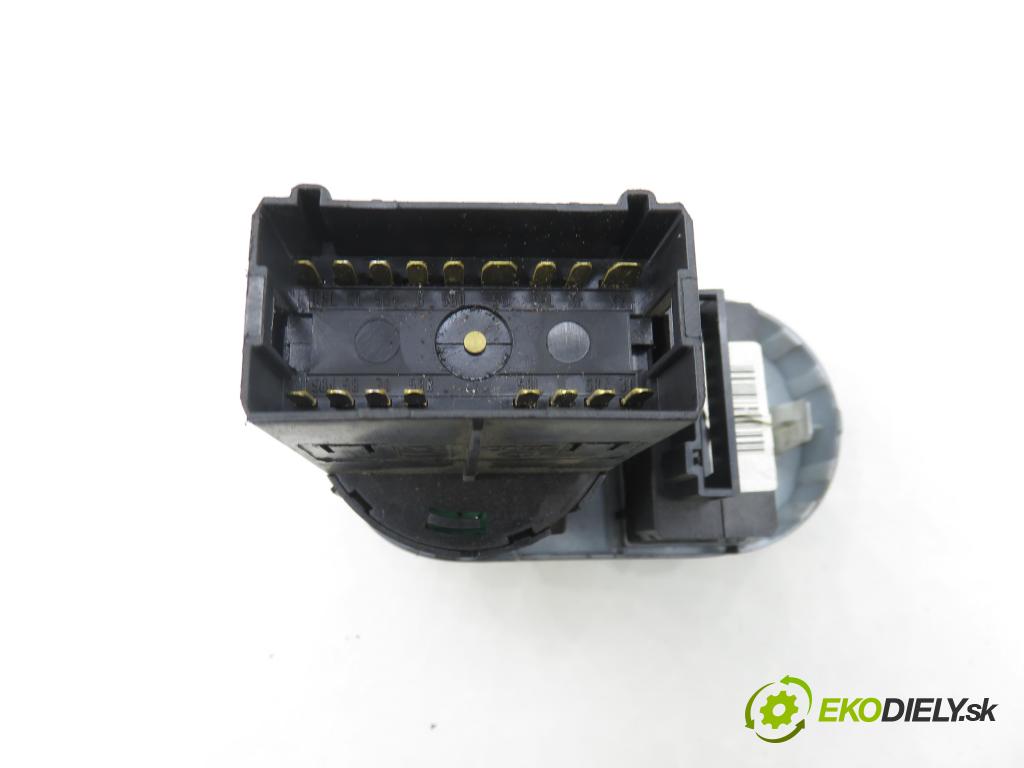 SEAT IBIZA III (6L1) HB 2005 47,00 1.2 12V - AZQ 1198,00 přepínač světla 6L1941531AF