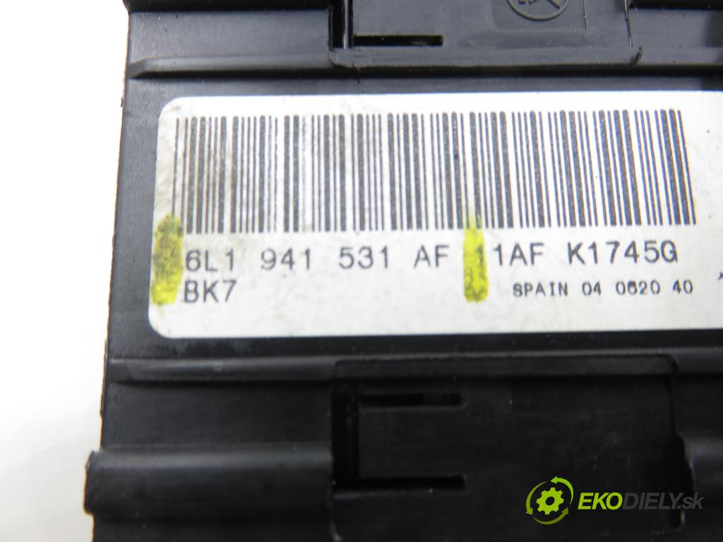 SEAT IBIZA III (6L1) HB 2005 47,00 1.2 12V - AZQ 1198,00 přepínač světla 6L1941531AF