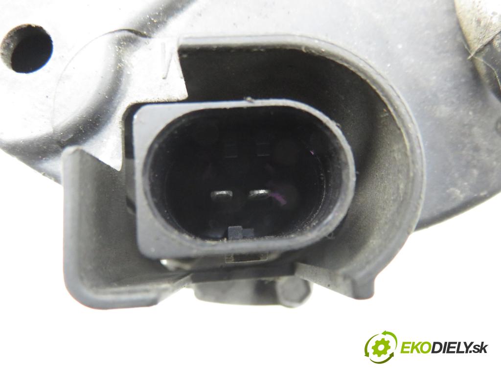 SEAT IBIZA III (6L1) HB 2005 47,00 1.2 12V - AZQ 1198,00 Alternátor 03D903025E (Alternátor)