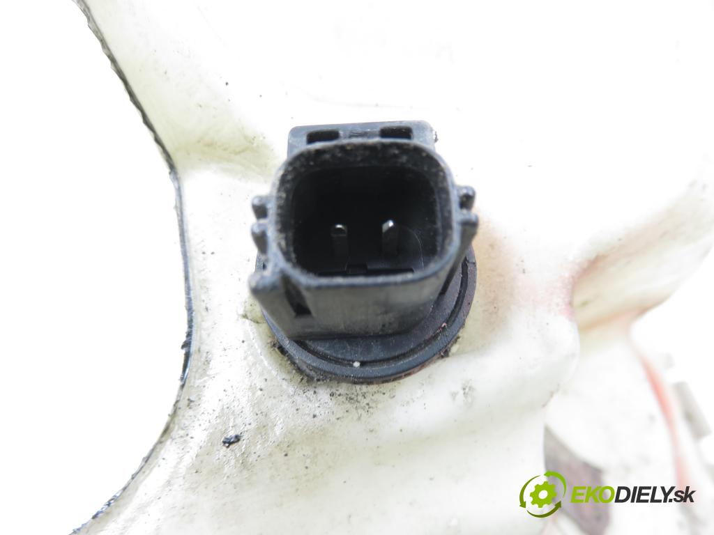 FORD MONDEO IV Turnier (BA7) KOMBI 2007 103,00 2.0 TDCi - QXBA 1997,00 Nádržka ostrekovačov 6G9112A659AB (Kľučka dverí ostatné)