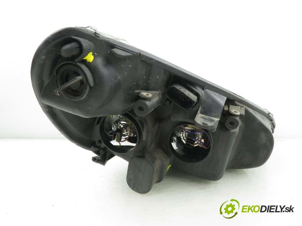 FORD S-MAX (WA6) MINIVAN 2007 92,00 1.8 TDCi 125 - QYWA 1753,00 Svetlo LP