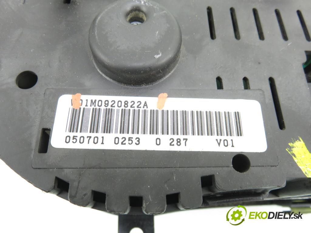SEAT LEON (1M1) HB 2001 92,00 1.8 20V - AGN 1781,00 prístrojovka elektrický 1M0920822A ; 110080153002