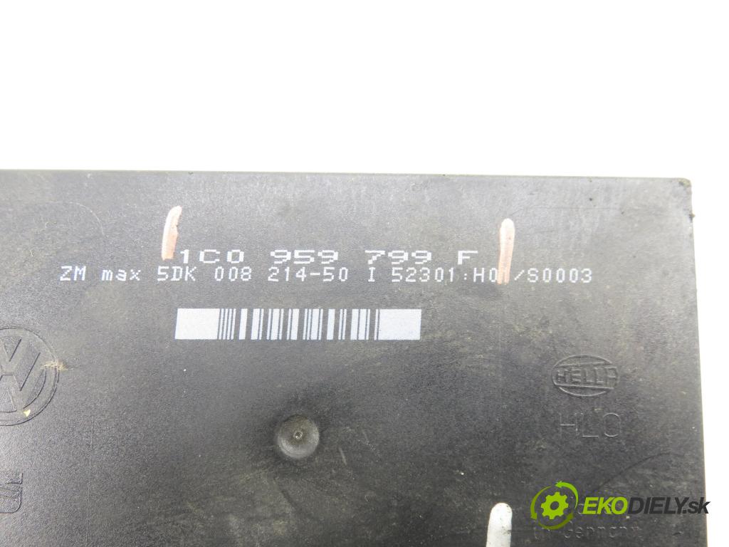 SEAT LEON (1M1) HB 2001 92,00 1.8 20V - AGN 1781,00 MODUL komfortu 1C0959799F