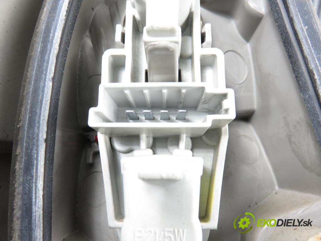 FORD MONDEO IV Turnier (BA7) KOMBI 2007 103,00 2.0 TDCi - QXBA 1997,00 světlo pravé zadní 7S7113404B