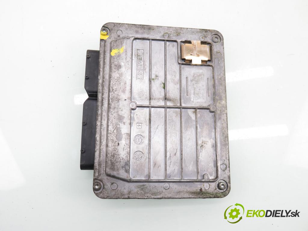 AUDI A3 (8L1) HB 2001 75,00 1.6 - AVU 1595,00 Riadiaca jednotka Motor 06A906033J ; 5WP40038