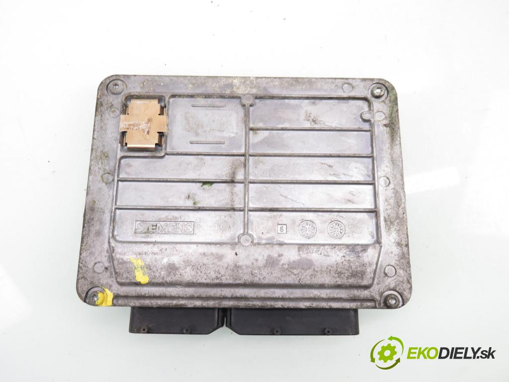 AUDI A3 (8L1) HB 2001 75,00 1.6 - AVU 1595,00 Riadiaca jednotka Motor 06A906033J ; 5WP40038