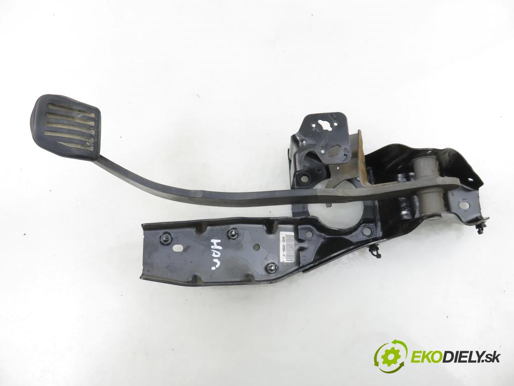 FORD S-MAX (WA6) MINIVAN 2007 92,00 1.8 TDCi 125 - QYWA 1753,00 PEDALY: brzdy / spojky 6G927B633NK ; 6G922D094JF