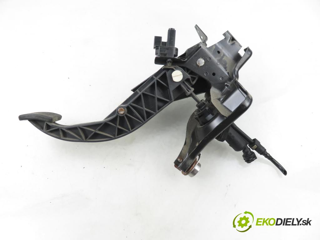 FORD S-MAX (WA6) MINIVAN 2007 92,00 1.8 TDCi 125 - QYWA 1753,00 PEDALY: brzdy / spojky 6G927B633NK ; 6G922D094JF