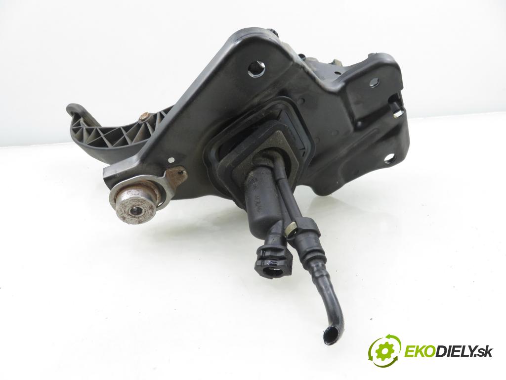 FORD S-MAX (WA6) MINIVAN 2007 92,00 1.8 TDCi 125 - QYWA 1753,00 PEDALY: brzdy / spojky 6G927B633NK ; 6G922D094JF