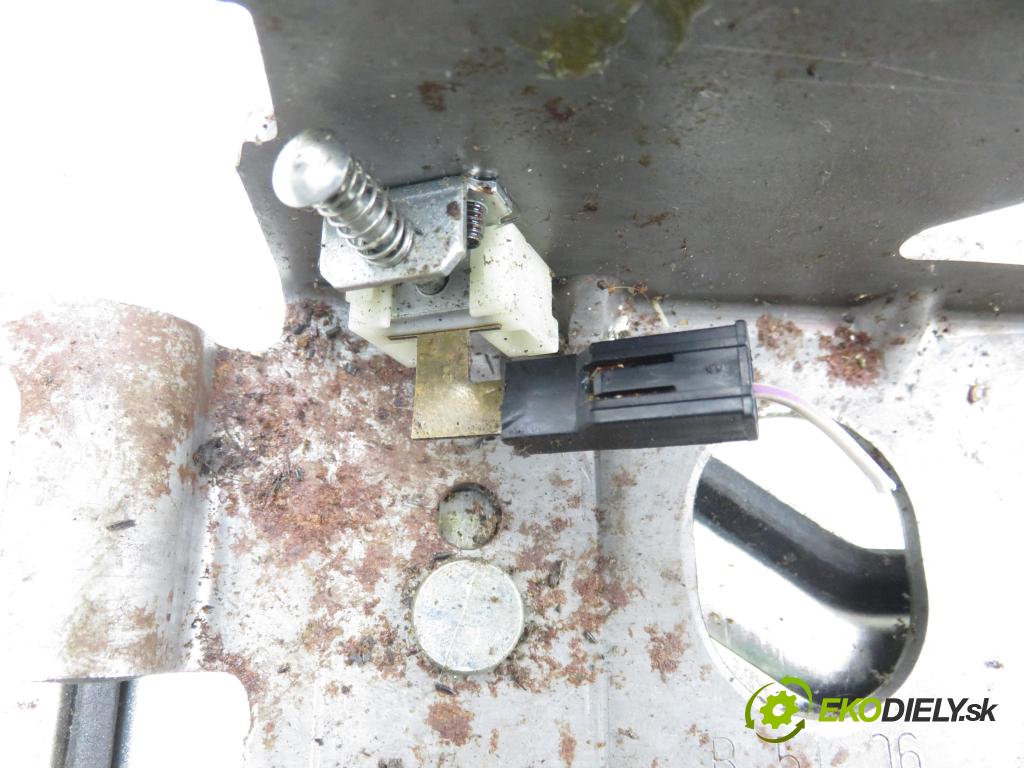 FORD S-MAX (WA6) MINIVAN 2007 92,00 1.8 TDCi 125 - QYWA 1753,00 PÁKA: brzdy MANUÁLNY: 6G912780AH