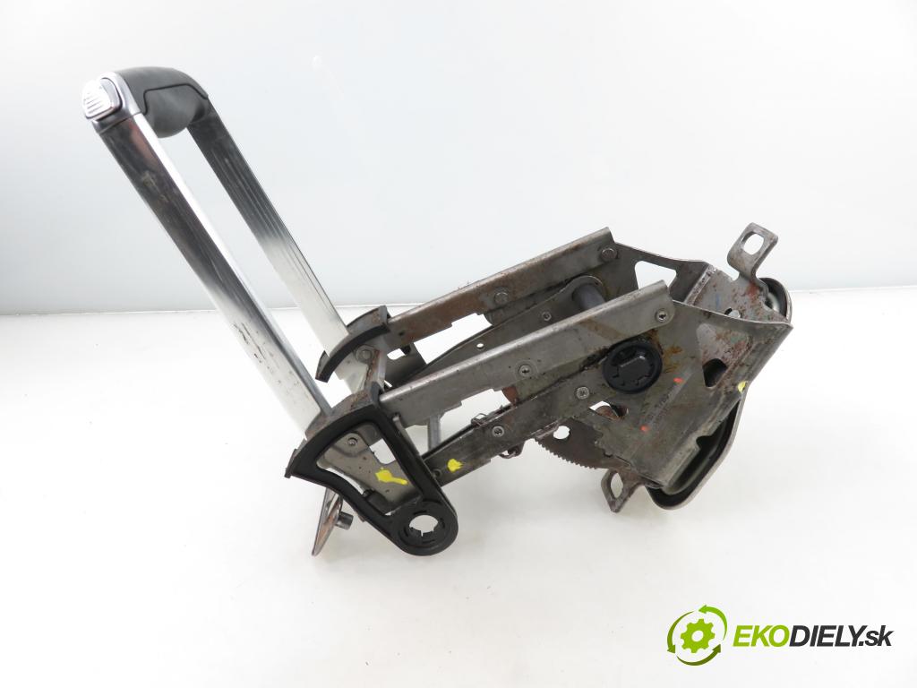 FORD S-MAX (WA6) MINIVAN 2007 92,00 1.8 TDCi 125 - QYWA 1753,00 PÁKA: brzdy MANUÁLNY: 6G912780AH