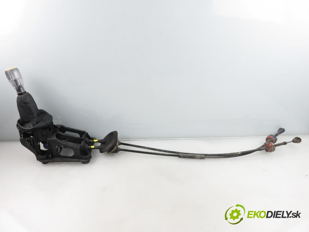 CITROEN C2 (JM_) HB 2006 50,00 1.4 HDi 68 8V - 8HZ 1398,00 ZVEDÁK: 9681359480