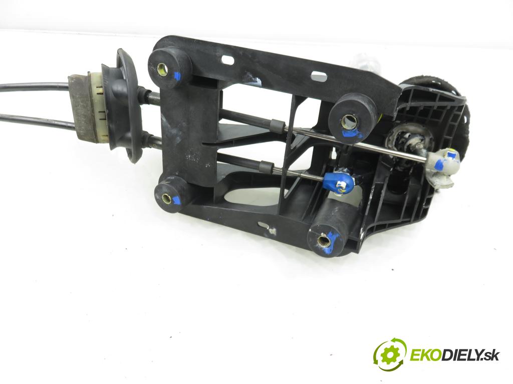 CITROEN C2 (JM_) HB 2006 50,00 1.4 HDi 68 8V - 8HZ 1398,00 ZVEDÁK: 9681359480