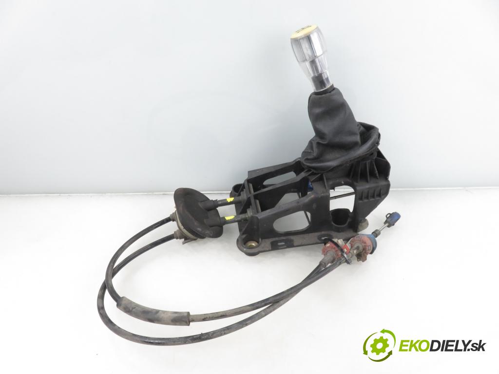 CITROEN C2 (JM_) HB 2006 50,00 1.4 HDi 68 8V - 8HZ 1398,00 ZVEDÁK: 9681359480