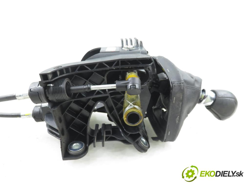 FORD S-MAX (WA6) MINIVAN 2007 92,00 1.8 TDCi 125 - QYWA 1753,00 ZVEDÁK: 6G9R7C453KD