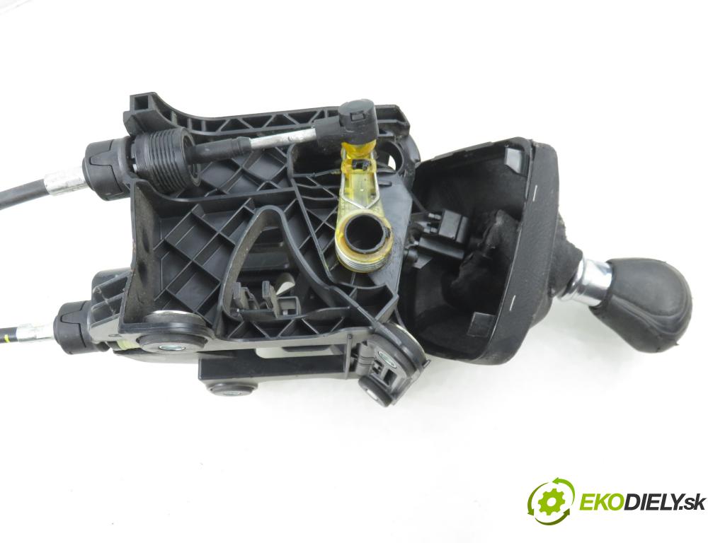 FORD S-MAX (WA6) MINIVAN 2007 92,00 1.8 TDCi 125 - QYWA 1753,00 ZVEDÁK: 6G9R7C453KD