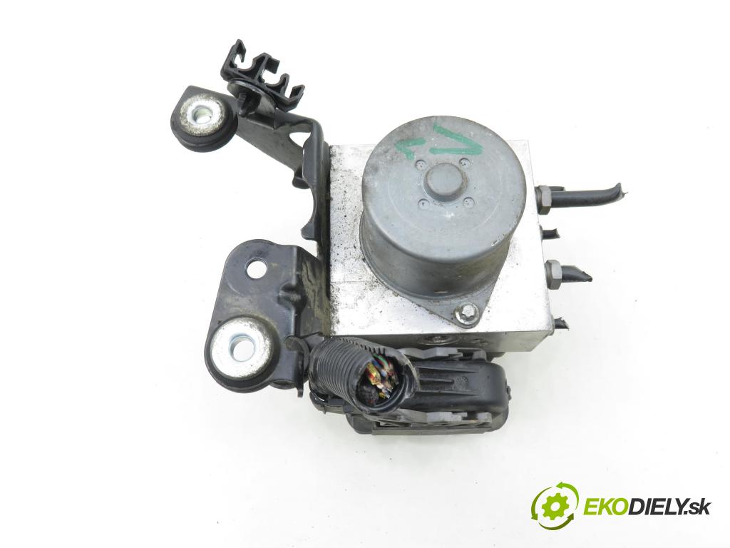 FORD S-MAX (WA6) MINIVAN 2007 92,00 1.8 TDCi 125 - QYWA 1753,00 Pumpa ABS 6G912C405AK (Pumpa ABS)