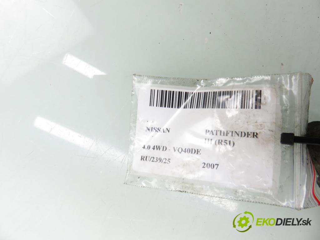 NISSAN PATHFINDER III (R51) TERENOWY 2007 198,00 4.0 4WD 269 - VQ40DE 3954,00 napínací řemene 5632697 (Napínací kladka)