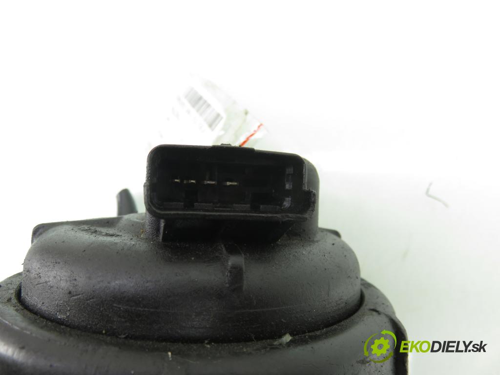 OPEL VECTRA C Kombi (Z02) KOMBI 2004 110,00 1.9 CDTI - Z 19 DTH 1910,00 Obal filtra paliva 13122587 ; 675512020 (Obal palivového filtra)