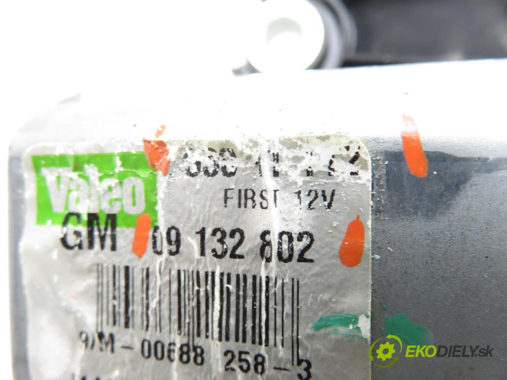 OPEL MERIVA A nadwozie wielkoprzestrzenne (MPV) (X03) MINIVAN 2003 92,00 1.8 - Z 18 XE 1796,00 Motorček stierače zadné 53011112