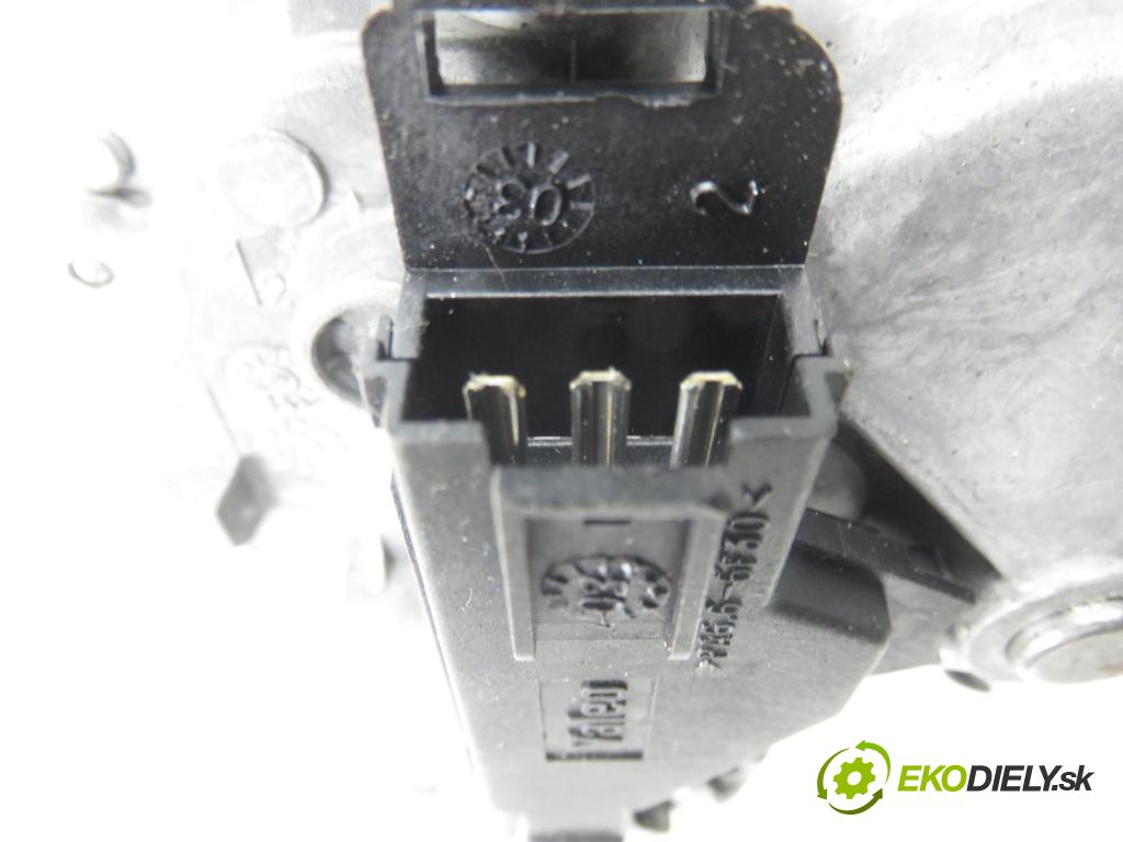 OPEL MERIVA A nadwozie wielkoprzestrzenne (MPV) (X03) MINIVAN 2003 92,00 1.8 - Z 18 XE 1796,00 Motorček stierače zadné 53011112