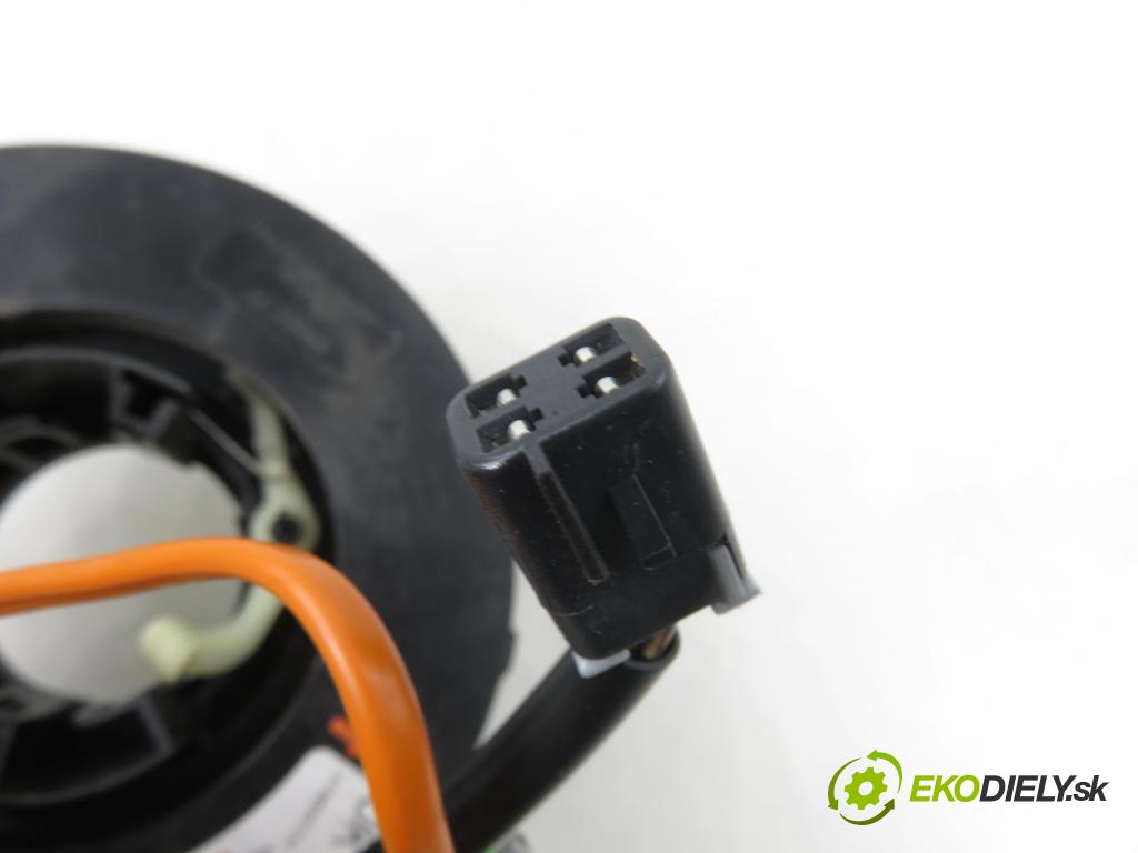 OPEL MERIVA A nadwozie wielkoprzestrzenne (MPV) (X03) MINIVAN 2003 92,00 1.8 - Z 18 XE 1796,00 PÁSKA: air BAG 315625731