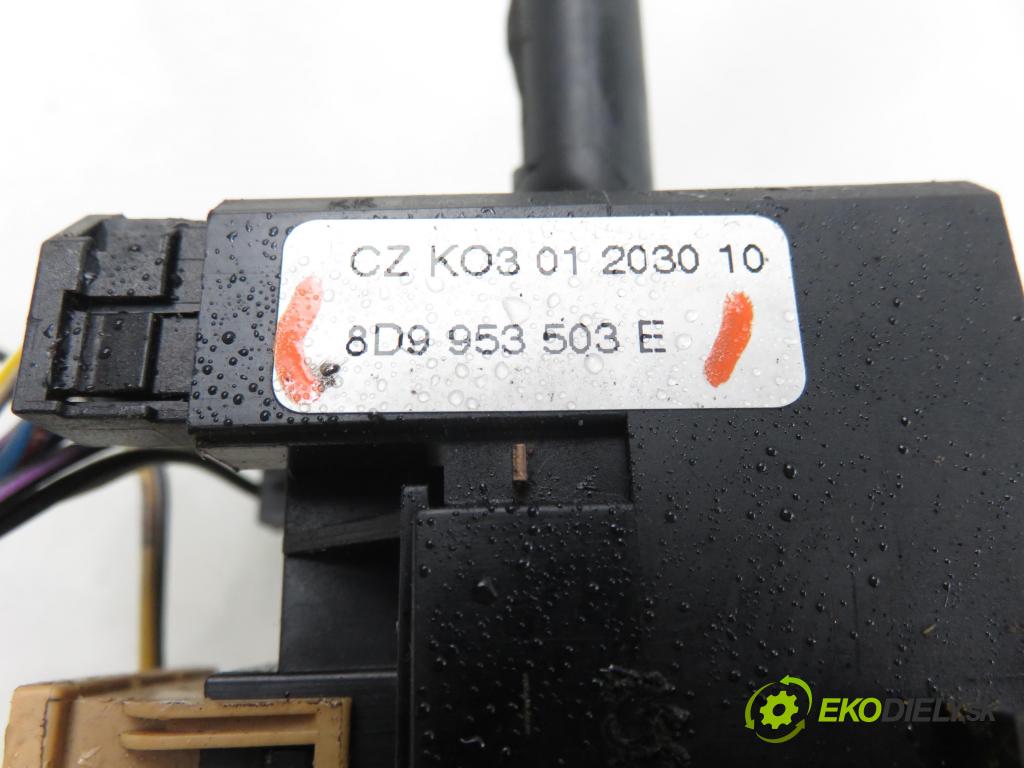 AUDI A4 Avant (8D5, B5) KOMBI 1999 81,00 1.9 TDI - AFN 1896,00 páčka/prepínač 8D9953503E