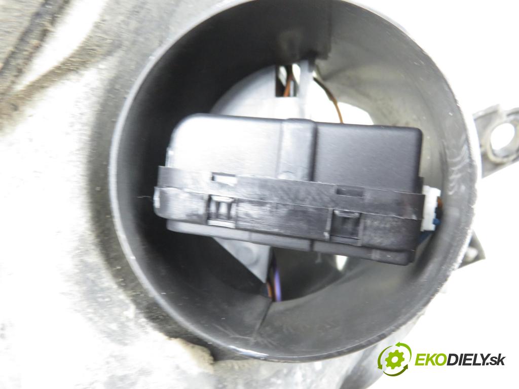 OPEL MERIVA A nadwozie wielkoprzestrzenne (MPV) (X03) MINIVAN 2003 92,00 1.8 - Z 18 XE 1796,00 Svetlo LP 93321054