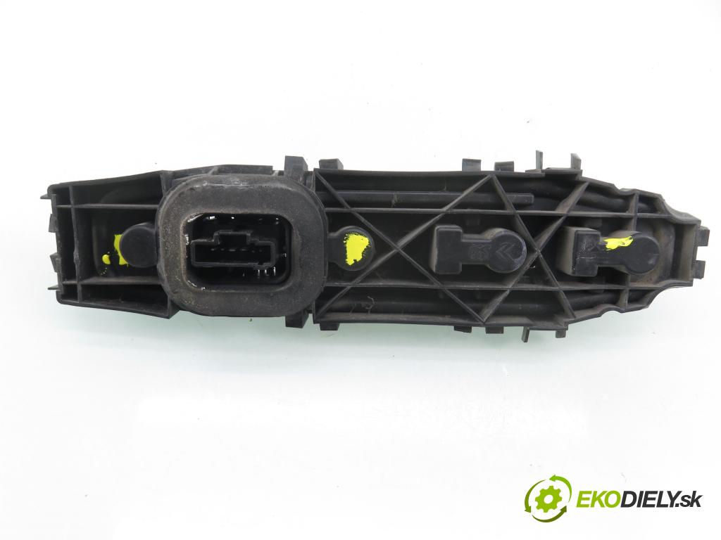 CITROEN C3 I (FC_) HB 2003 44,00 1.1 i - HFX (TU1A) 1124,00 vložka svetla ľavy zadné