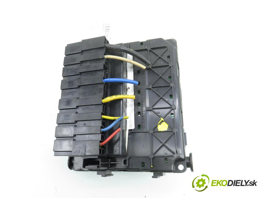 CITROEN C3 I (FC_) HB 2003 44,00 1.1 i - HFX (TU1A) 1124,00 MODUL BSI 9650585880