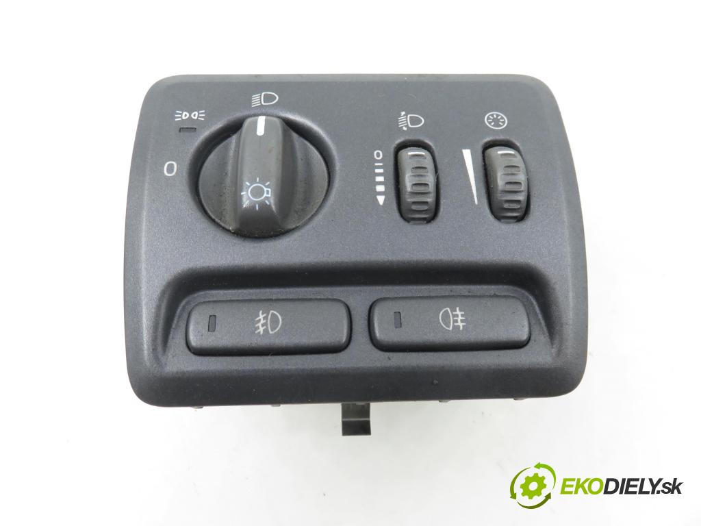 VOLVO V70 II SW (285) KOMBI 2003 96,00 2.4 D 131 2401,00 prepínač svetlá 