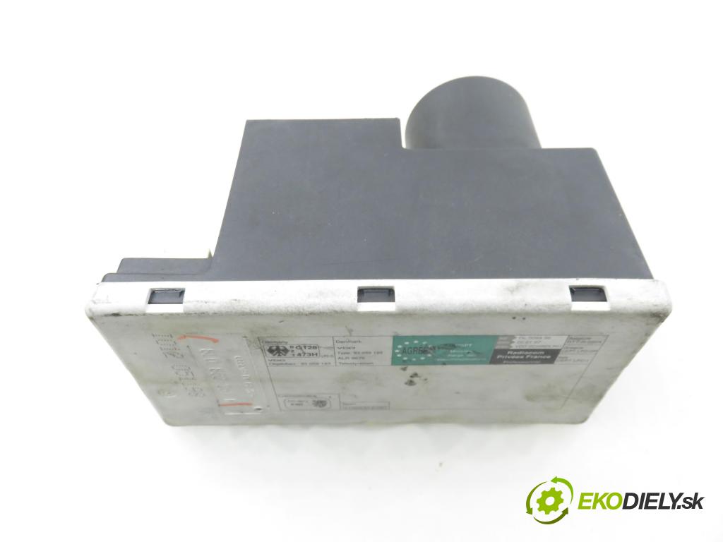 AUDI A4 Avant (8D5, B5) KOMBI 1999 81,00 1.9 TDI - AFN 1896,00 pumpa zámku centrálneho 8L0862257K