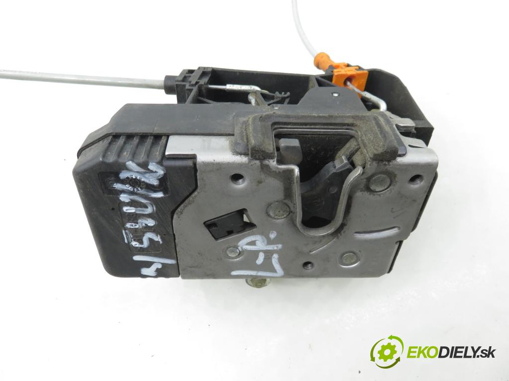 OPEL MERIVA A nadwozie wielkoprzestrzenne (MPV) (X03) MINIVAN 2003 92,00 1.8 - Z 18 XE 1796,00 zámok 13154791GE