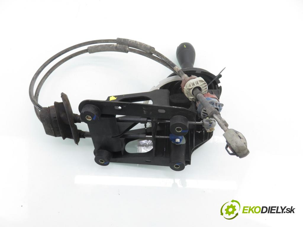 CITROEN C3 I (FC_) HB 2003 44,00 1.1 i - HFX (TU1A) 1124,00 ZVEDÁK: 9651917580