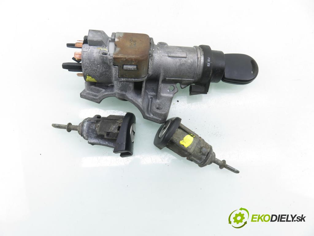 VW POLO (9N_) HB 2004 47,00 1.2 12V 64 - AZQ 1198,00 spinačka / zámky 4B0905851G.