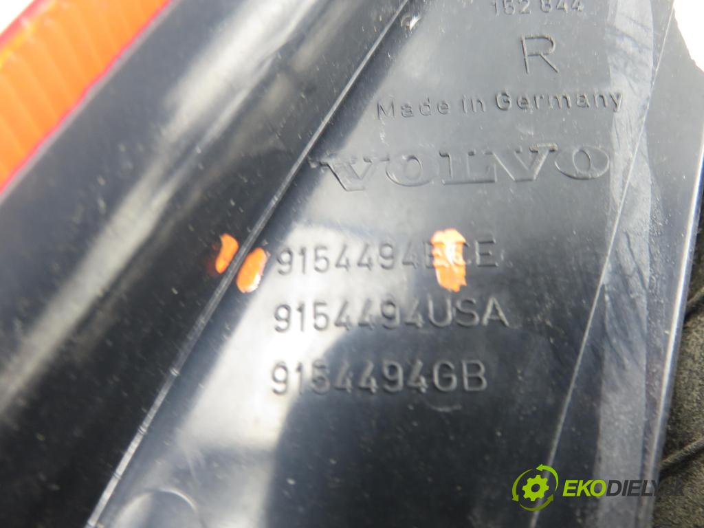 VOLVO V70 II SW (285) KOMBI 2003 96,00 2.4 D 131 2401,00 světlo pravé zadní 9154498 ; 9154494