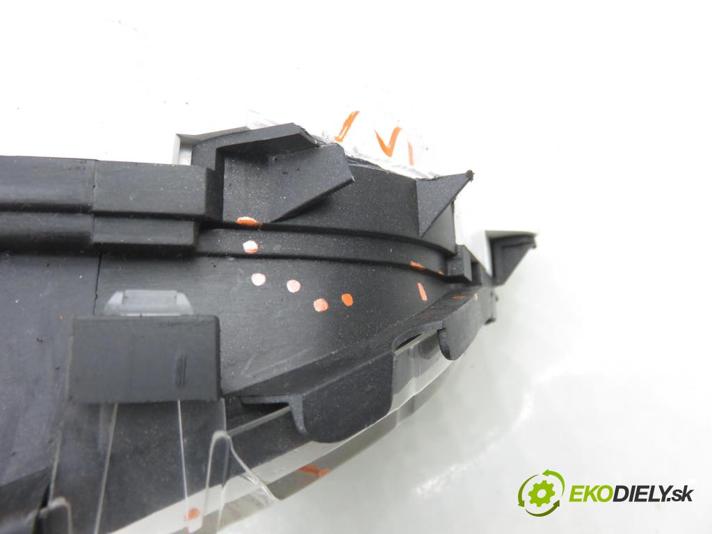 VOLVO V70 II SW (285) KOMBI 2003 96,00 2.4 D 131 2401,00 prístrojovka elektrický 8673262