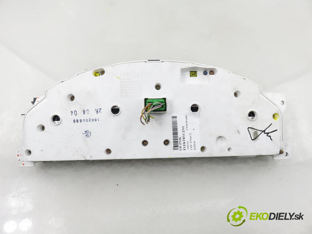 VOLVO V70 II SW (285) KOMBI 2003 96,00 2.4 D 131 2401,00 prístrojovka elektrický 8673262